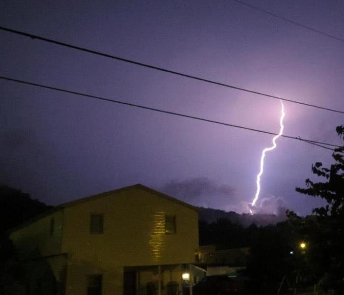 lightning striking Belle Meade home